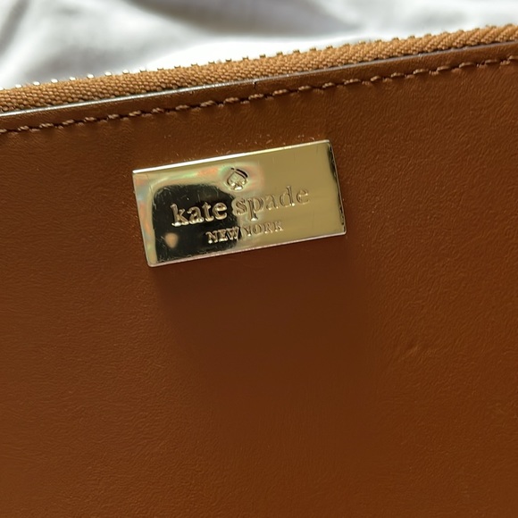 Kate Spade Large Brown Leather Continental Zip Wallet.   LE - Picture 11 of 11